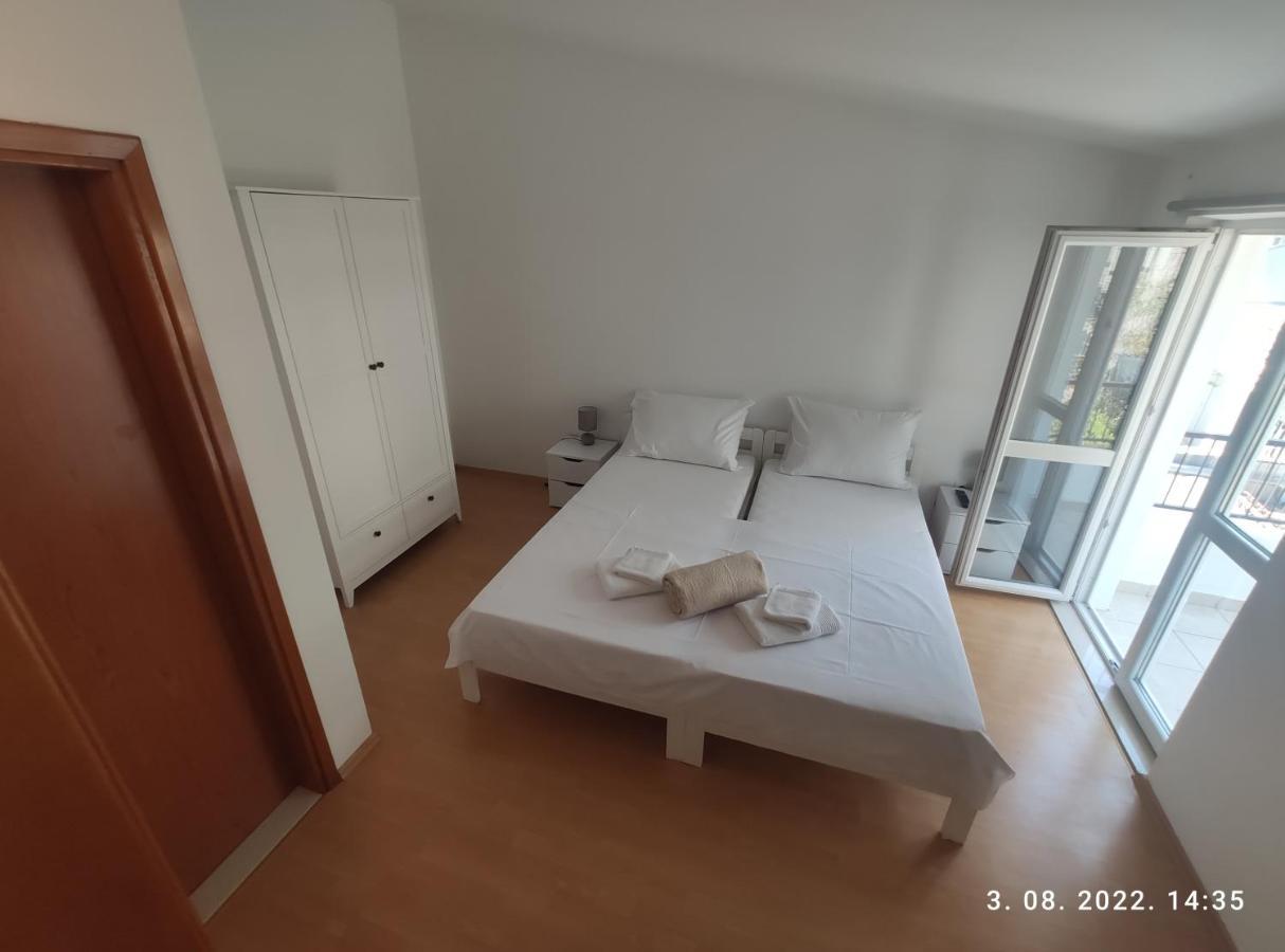 Aqua Apartments Omiš Exterior foto