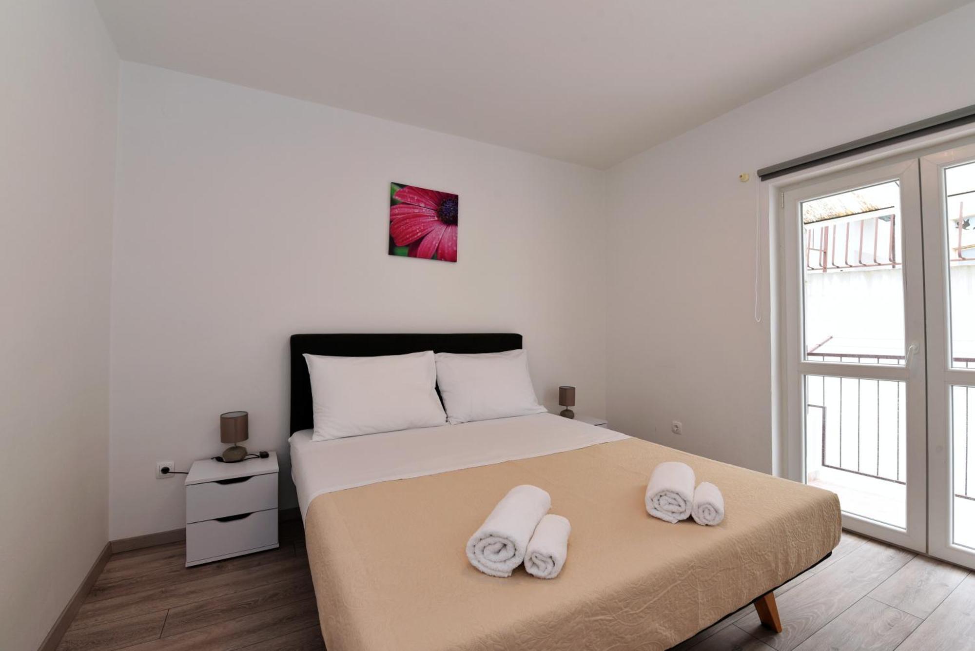 Aqua Apartments Omiš Exterior foto