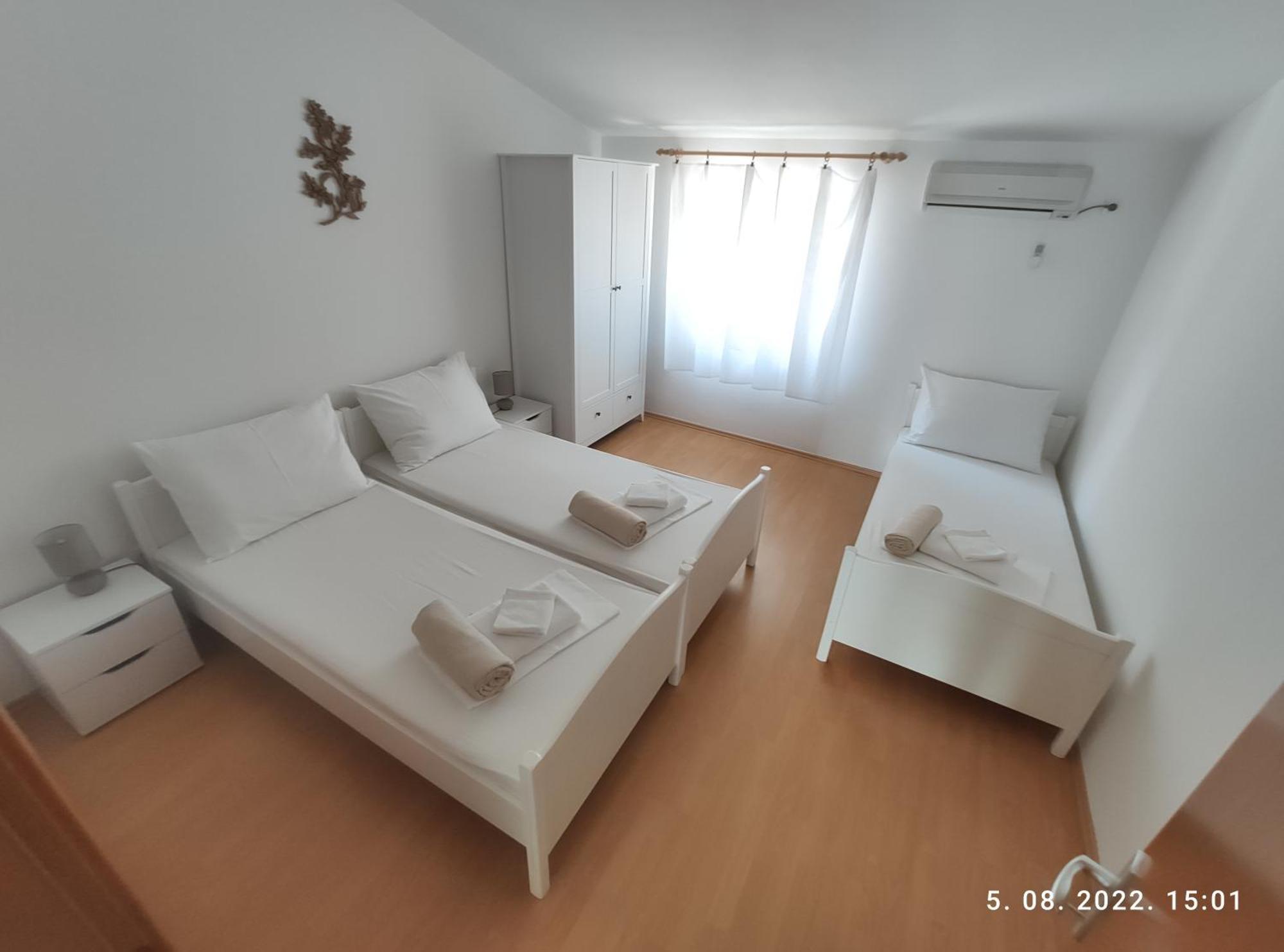 Aqua Apartments Omiš Zimmer foto